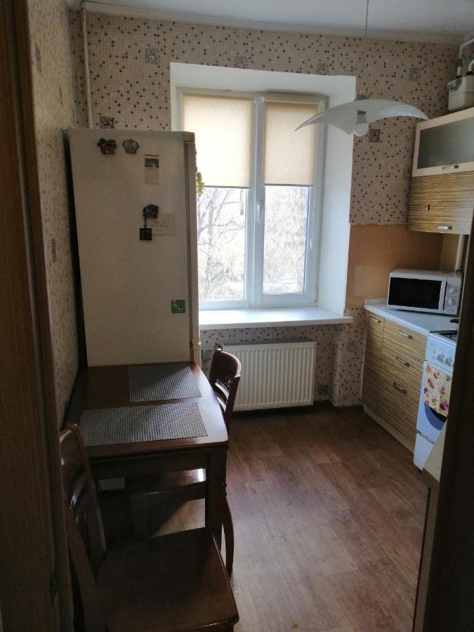 Уютная Квартира На Лётной 6 צ'רניהיב מראה חיצוני תמונה